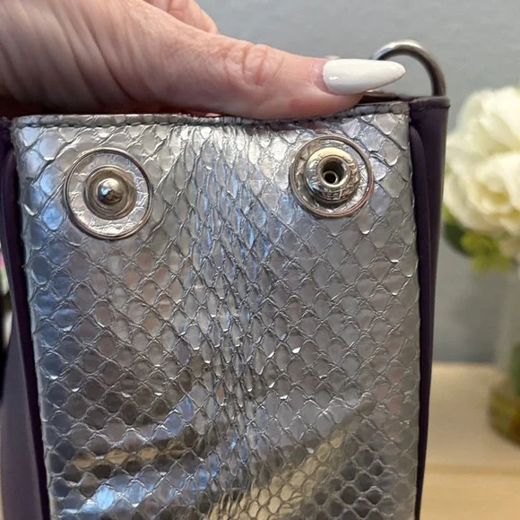 Beautiful Dior Tri-color Handbag with Crossbody Strap (medium) EUC with COA - Picture 5 of 16